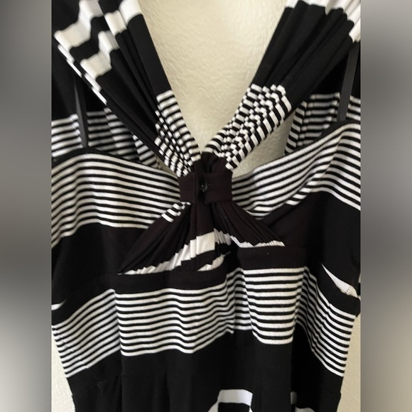 White House Black Market Convertible Striped Dress Size 4 - Picture 6 of 7